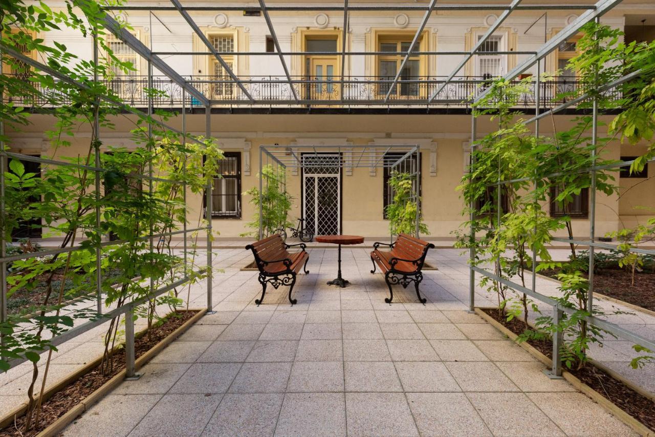 Appartamento H29 Vivien Apartman Budapest Esterno foto
